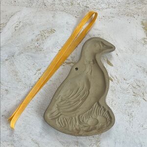 Vintage Brown Bag Cookie Art Mold Duck/Goose with Eggs and ribbon 1986